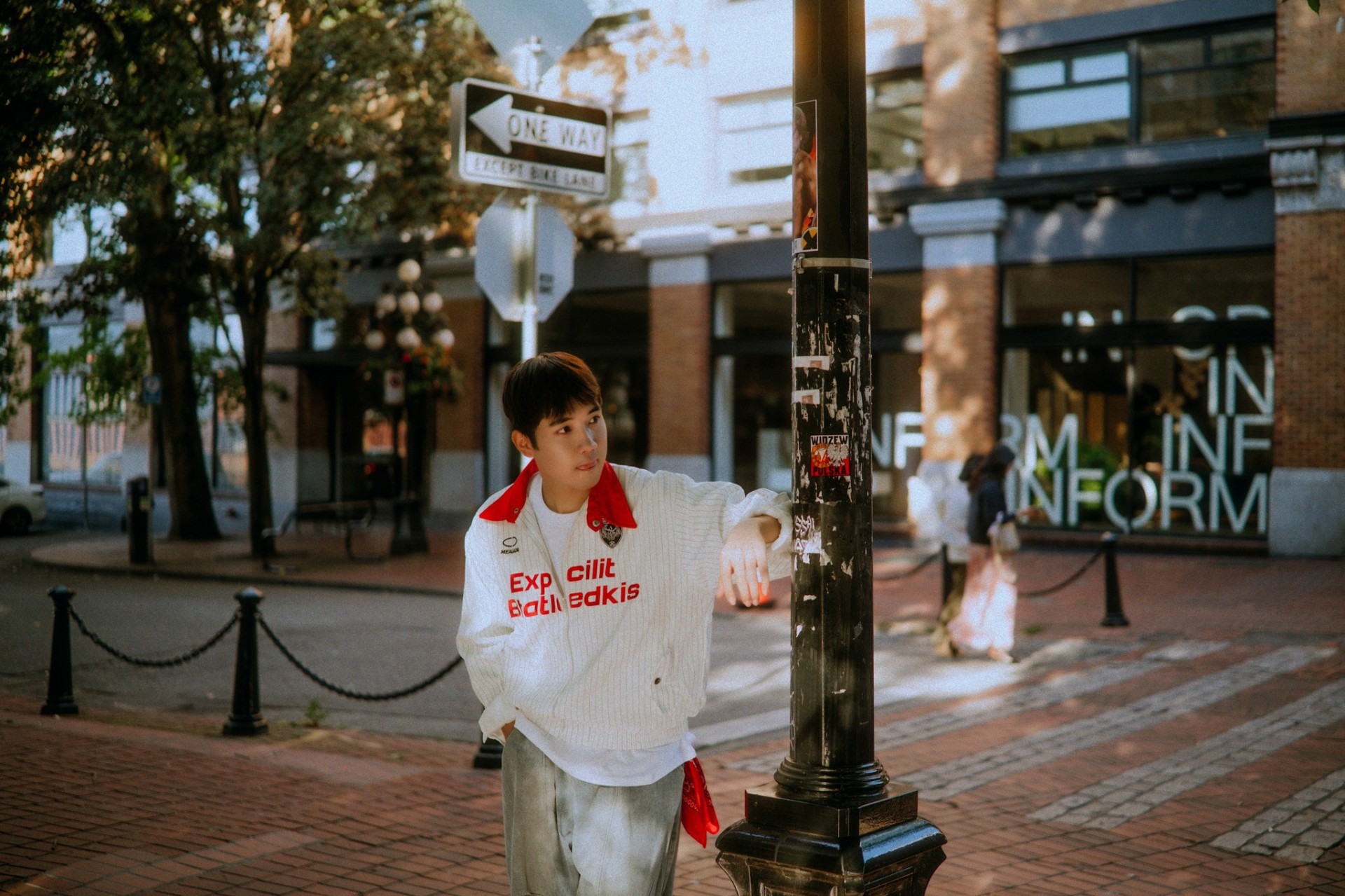 Vé máy bay 10 triệu đồng, khách du lịch vẫn lo bị dời chuyến sát lễ: "Chỉ dám đặt phòng cho hủy miễn phí vì sợ mất trắng tiền resort" - Ảnh 4