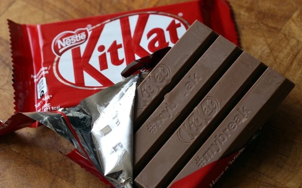 12 tấn KitKat bị trộm, một loạt các brand ở Việt Nam ra thông báo "xe tải chở hàng bị mất tích": Chuyện gì đây? - Ảnh 1