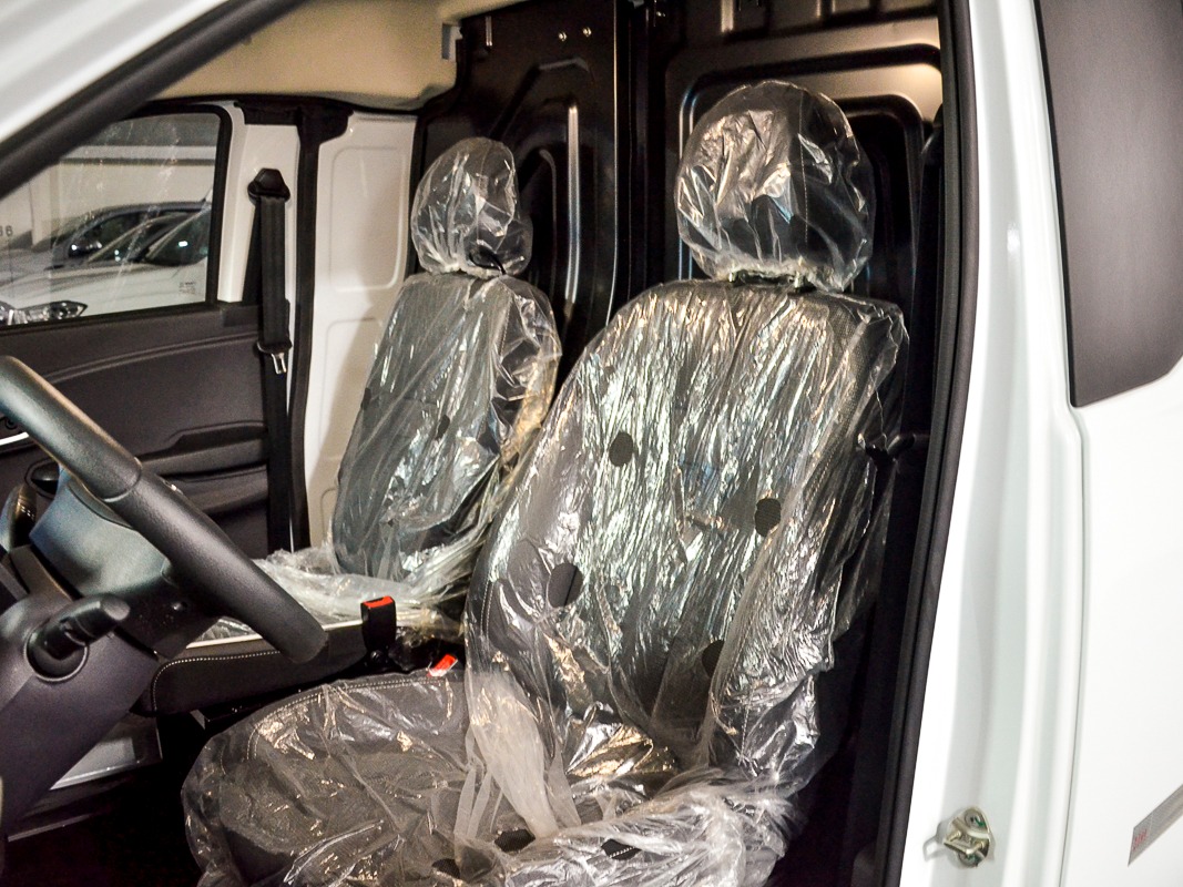 Xe điện lạ bất ngờ xuất hiện trong nhà máy ô tô ở Huế của hãng Việt: Đi bao xa, giá thế nào? - Ảnh 11