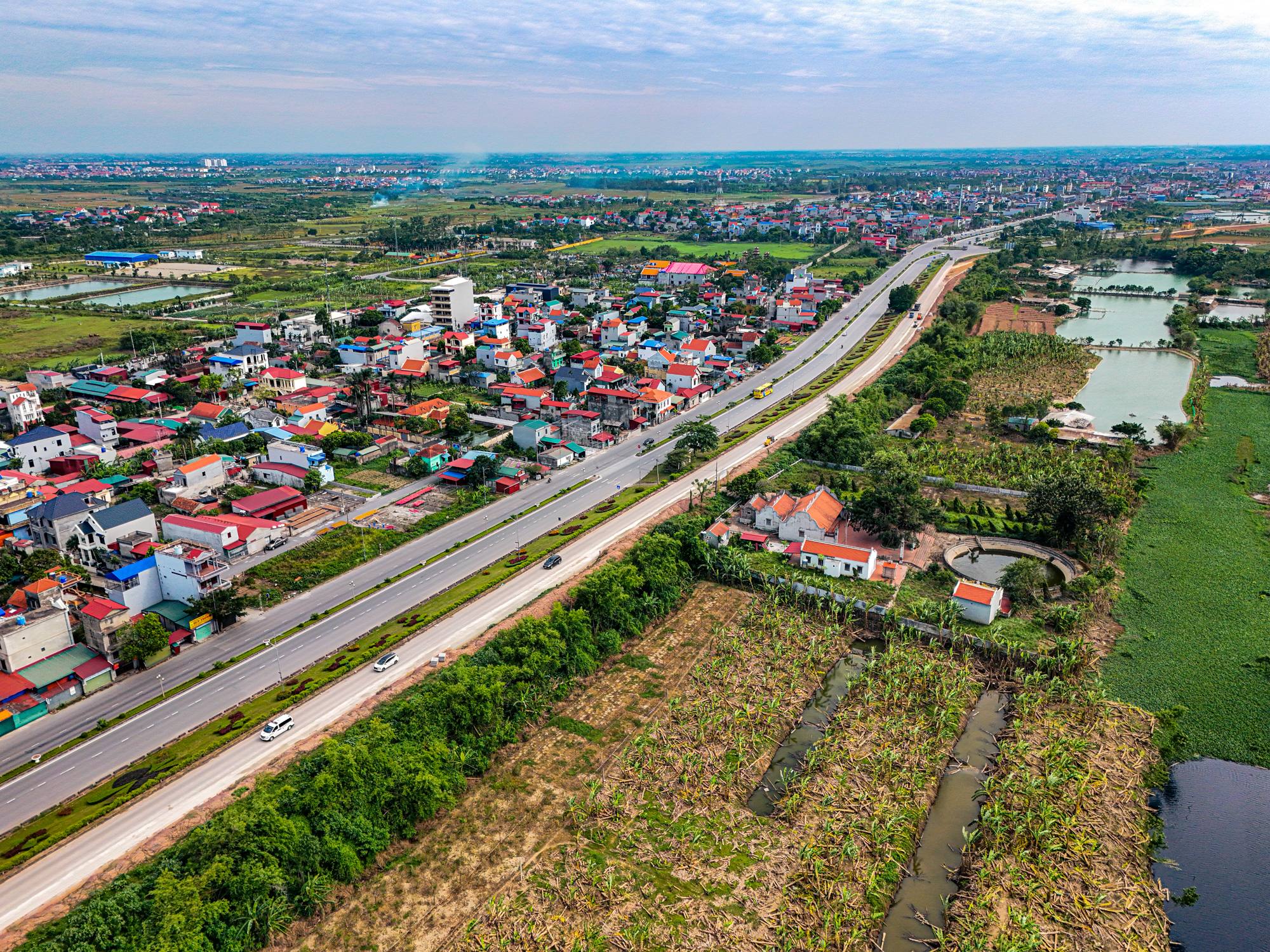 Sân vận động 60.000 chỗ, cao tốc liên vùng và loạt hạ tầng nghìn tỷ đồng loạt đổ bộ tại tỉnh sát vách Hà Nội - Ảnh 5