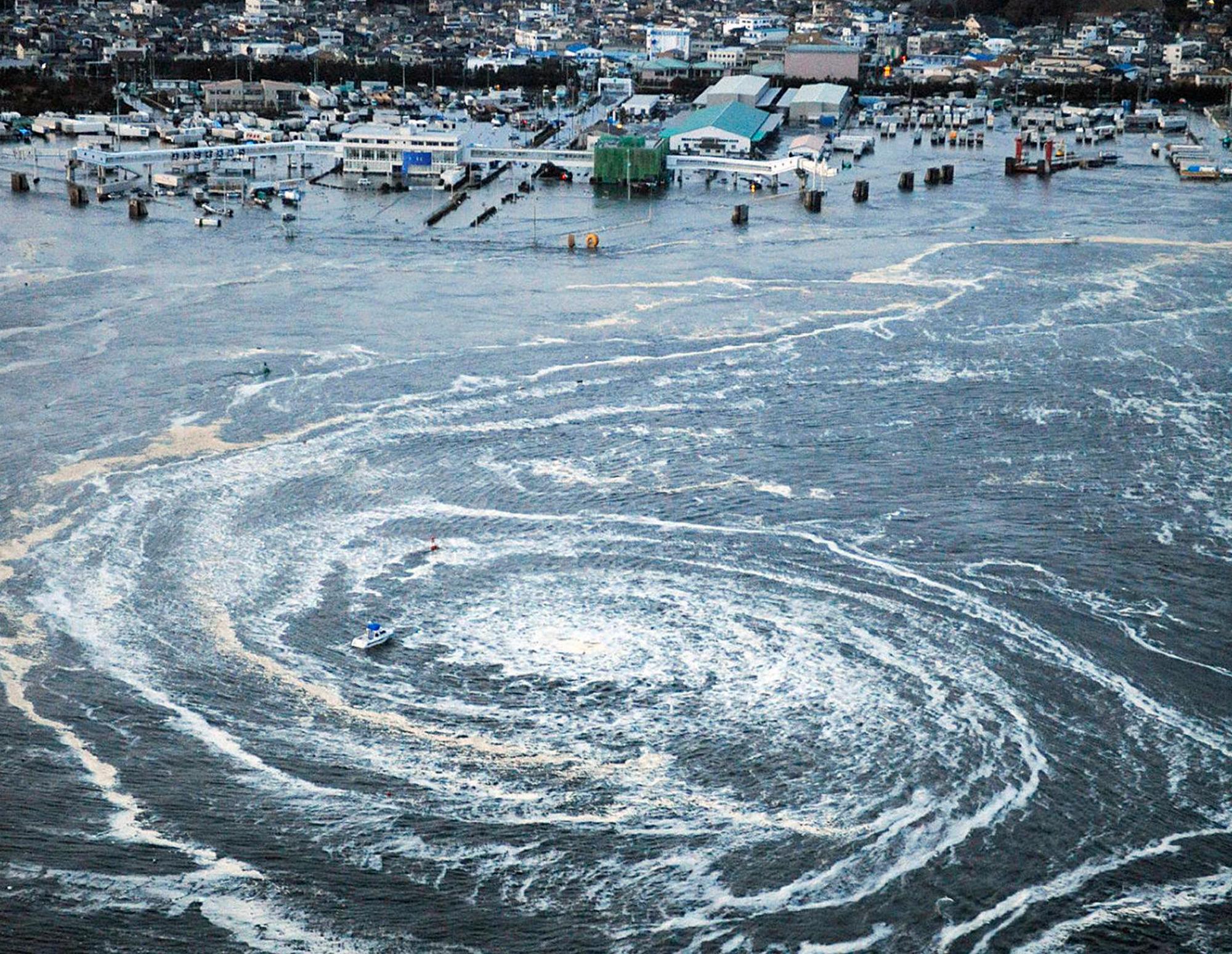 15 năm siêu thảm họa Nhật Bản: 2.519 người vẫn mất tích, 26.000 người không thể về nhà, 790.000 kỷ vật còn vô chủ và những vùng đất chết chưa thể hồi sinh - Ảnh 14