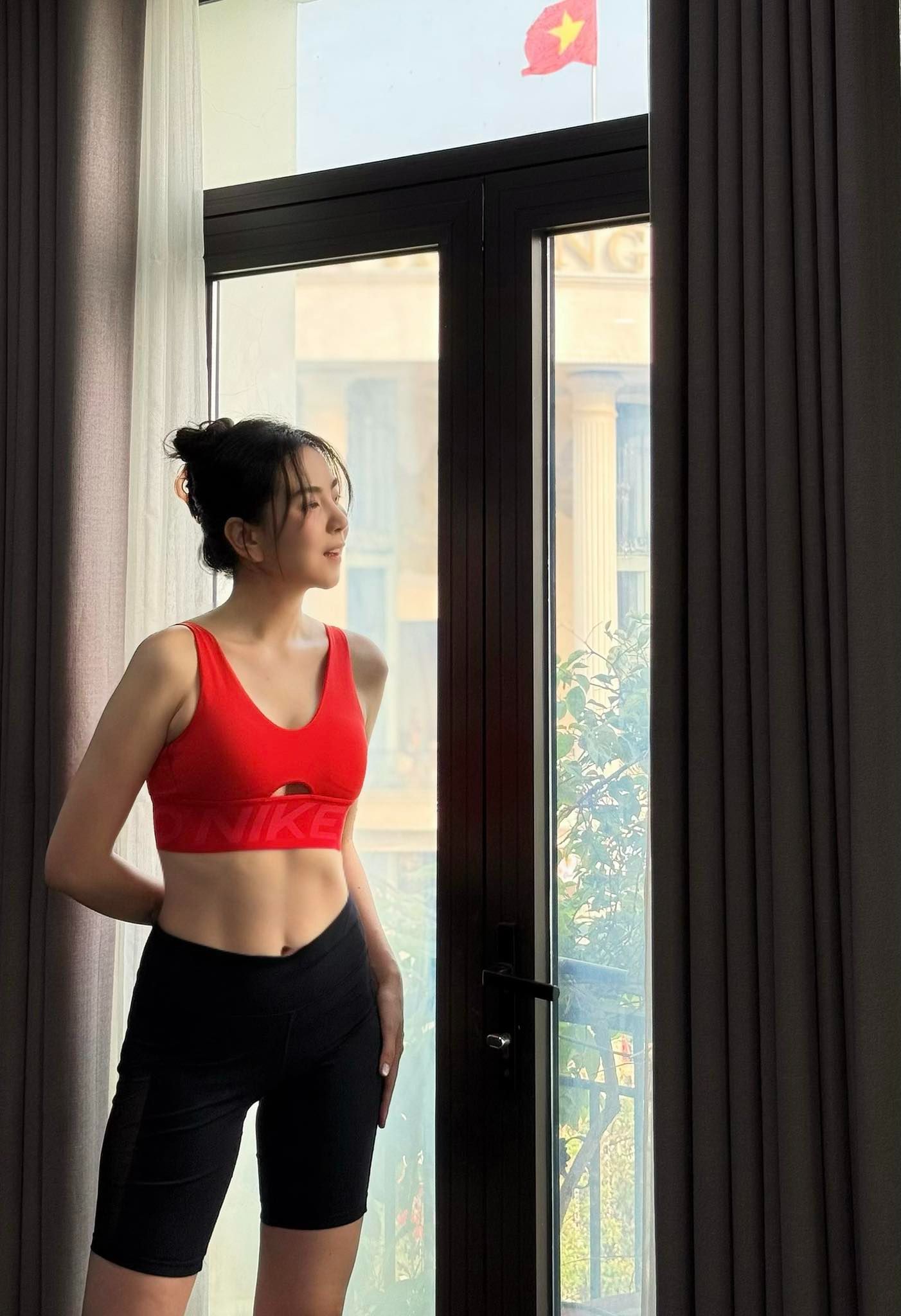 Hôn nhân của người đẹp VTV với chồng kém tuổi trong tòa nhà bề thế ở Bắc Ninh: Một bức ảnh hé lộ cuộc sống hiện tại - Ảnh 10