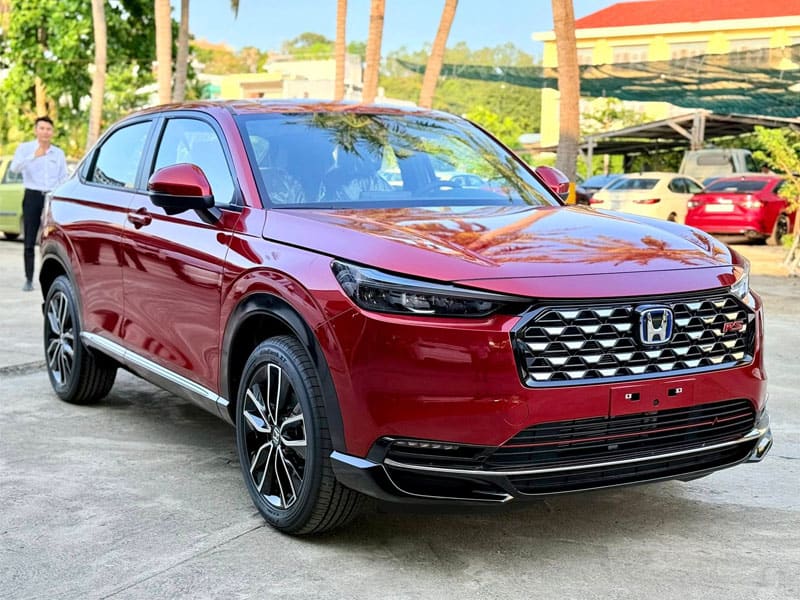 Loạt xe chạy 100km chưa hết 100.000 đồng tiền đổ xăng tại Việt Nam: Có SUV tiết kiệm xăng hơn cả xe máy - Ảnh 3