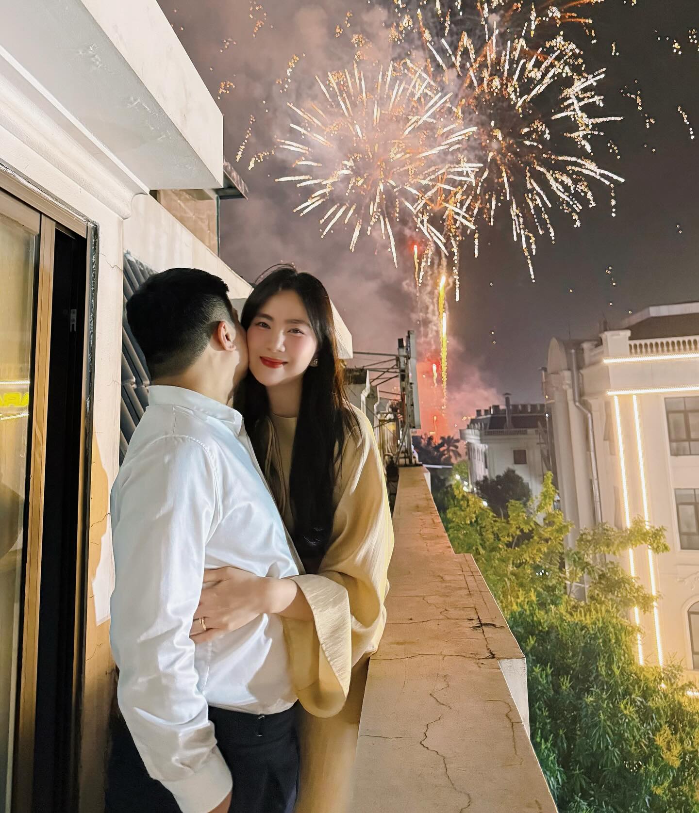 Hôn nhân của người đẹp VTV với chồng kém tuổi trong tòa nhà bề thế ở Bắc Ninh: Một bức ảnh hé lộ cuộc sống hiện tại - Ảnh 12