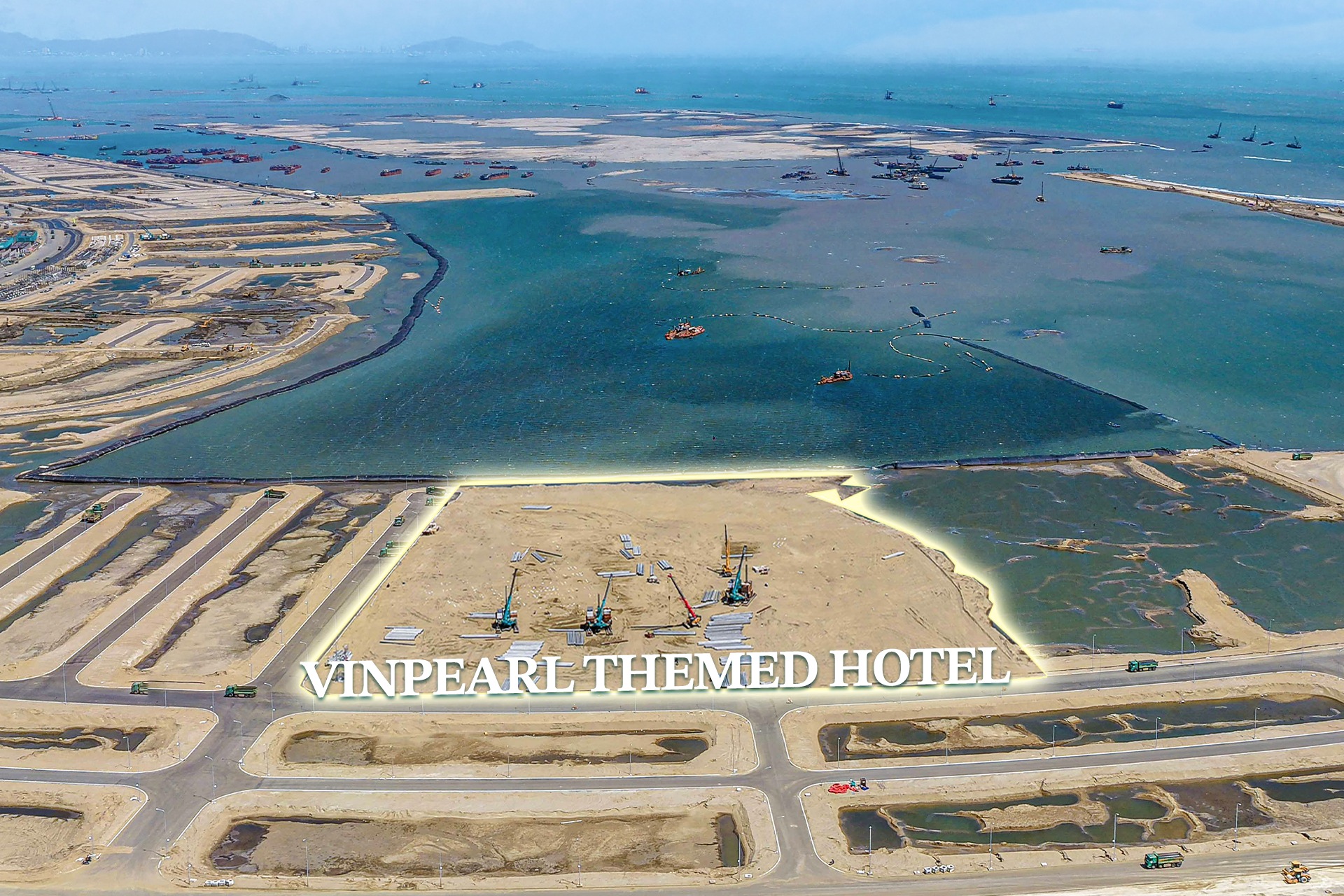 Cuộc đua tạo việc làm ngay trong đại đô thị: Phú Mỹ Hưng làm phố tài chính, Vinhomes tạo khu du lịch, Sun Group dựng lại cả phim trường quy mô lớn - Ảnh 6