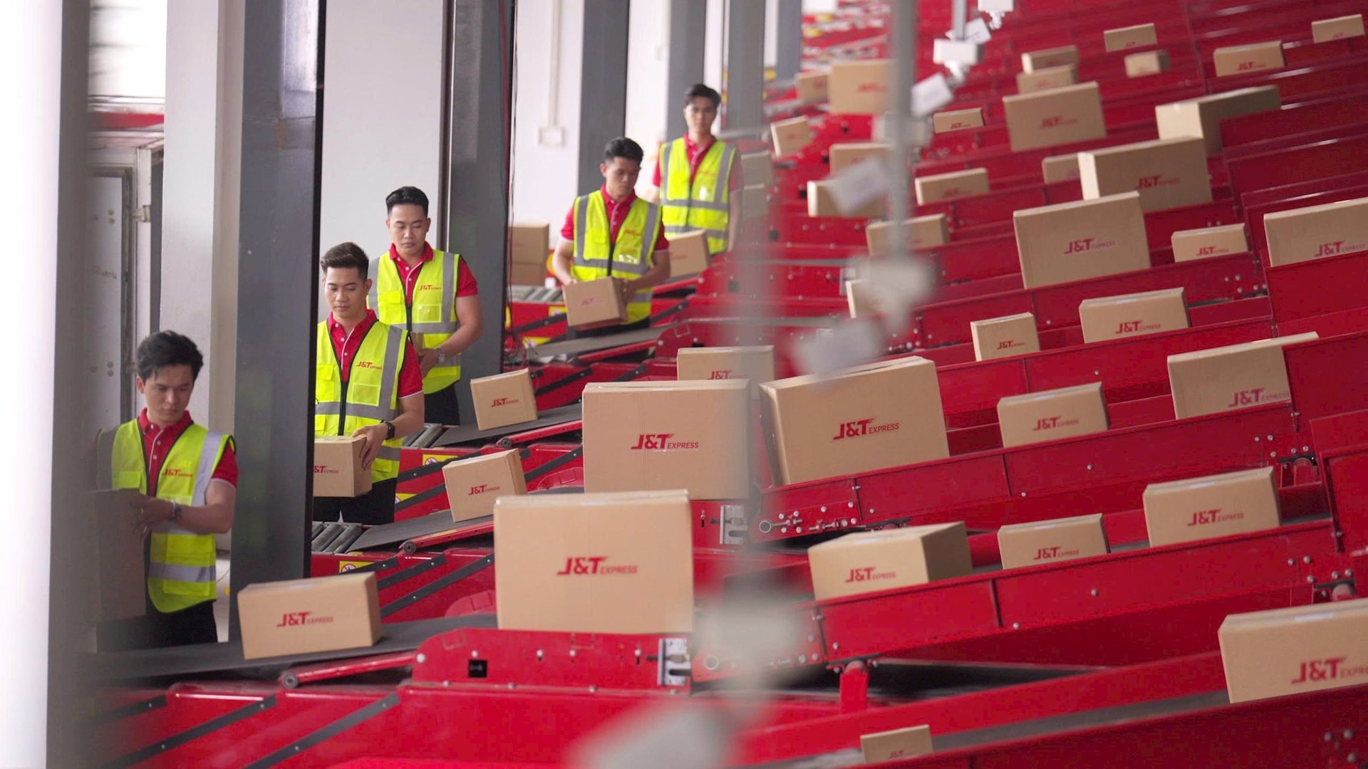 Đại diện J&T Express: 'Thị trường chuyển phát đang bước vào giai đoạn tái cân bằng' - Ảnh 2