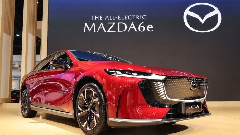 Giá xăng dầu nhảy múa vì căng thẳng Iran: Xe điện 'lên ngôi' tại Đông Nam Á, có ông lớn hạ giá bán lên tới hơn 12.000 USD/1 xe - Ảnh 3