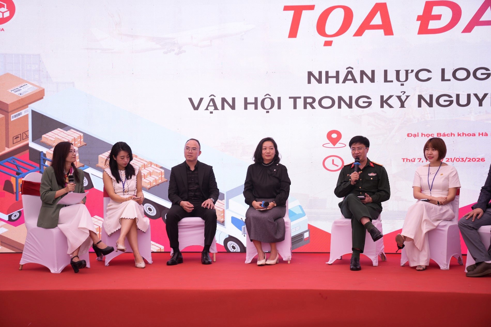 J&T Express kết nối tương lai logistics: Từ nguồn nhân lực đến nền tảng số tại VALOMA LOGFAIR 2026 - Ảnh 3