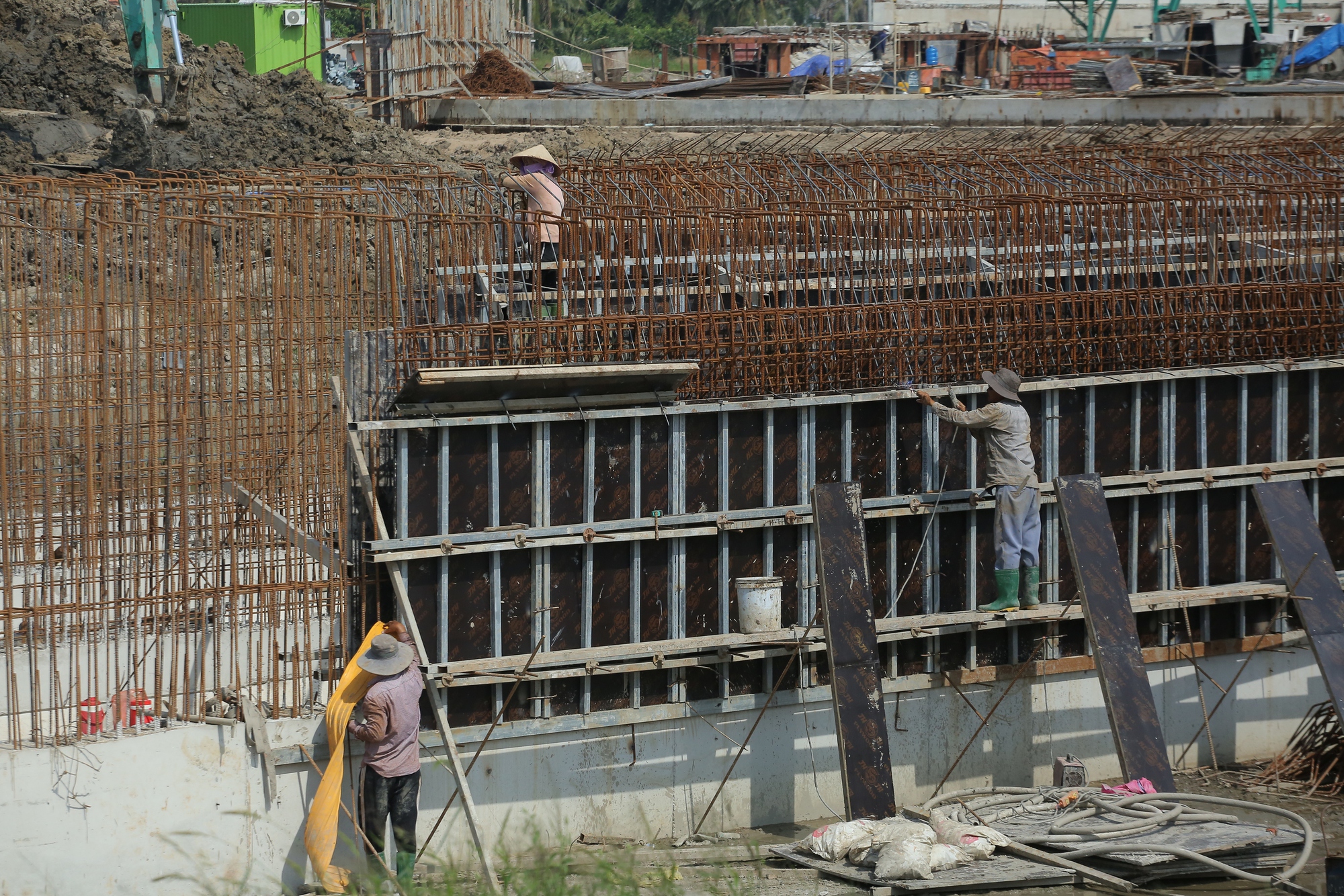 Cận cảnh công trường thi công tuyến đường Vành đai 3-TPHCM qua Tây Ninh - Ảnh 5