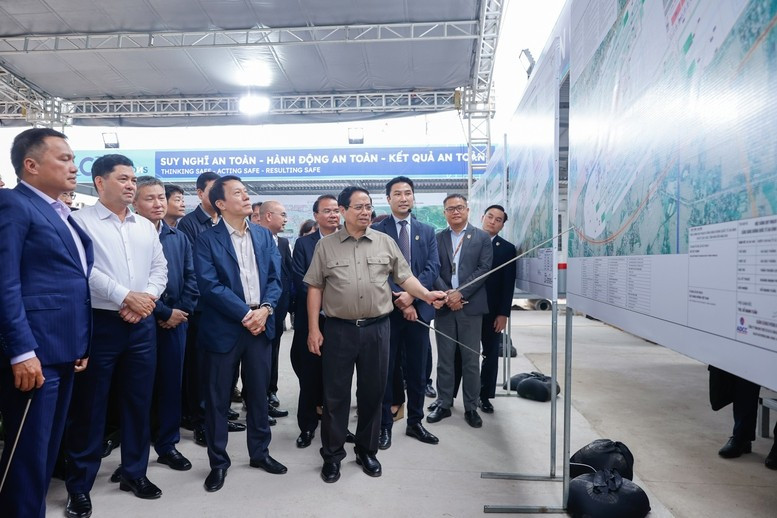 Sân bay Gia Bình sẽ gắn với khu thương mại tự do thế hệ mới - Ảnh 1