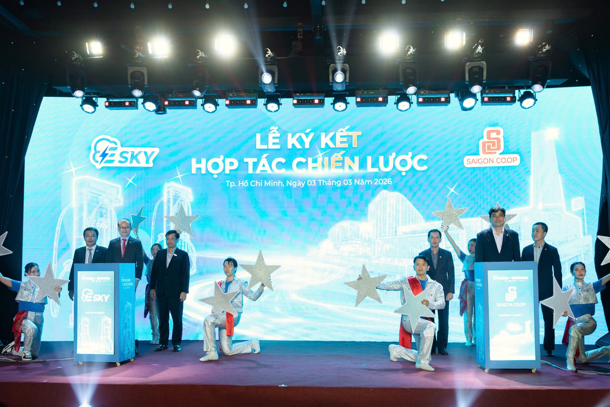 Esky Corp cùng Saigon Co.op kiến tạo hành trình xanh “Trọn vẹn điểm đến” - Ảnh 1