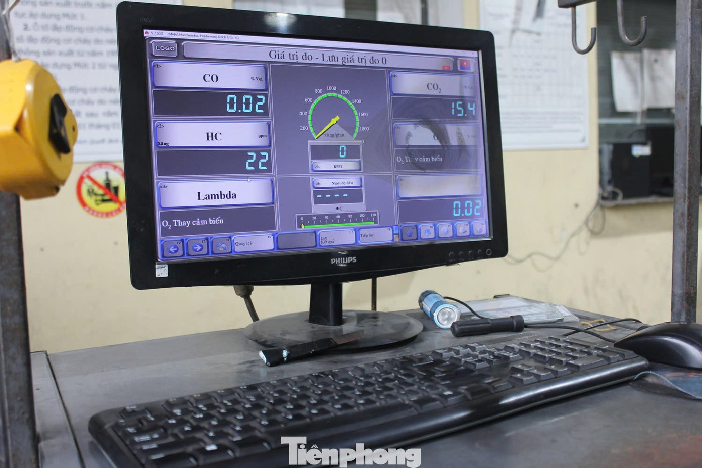 Siết tiêu chuẩn khí thải ô tô: Chủ xe cần làm gì để không bị 'đánh trượt'? - Ảnh 3