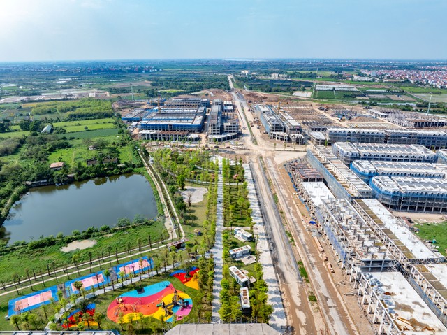 Chạy xuyên dự án của Sunshine Group, đường nối Hoàng Quốc Việt kéo dài giờ ra sao? - Ảnh 3