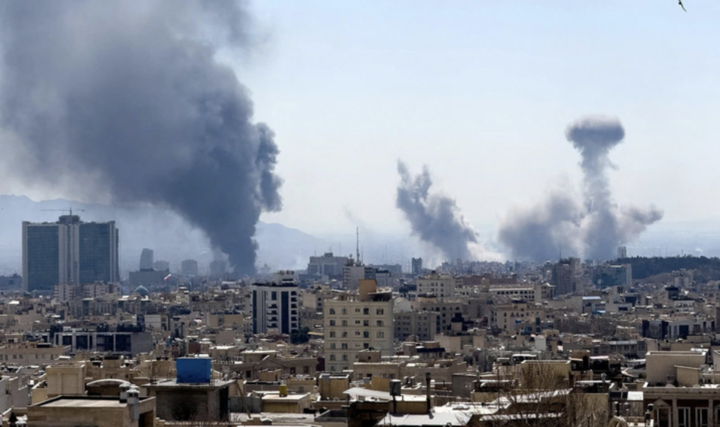 Cuộc chiến ở Iran đánh vào 'huyết mạch’ thương mại toàn cầu? - Ảnh 1