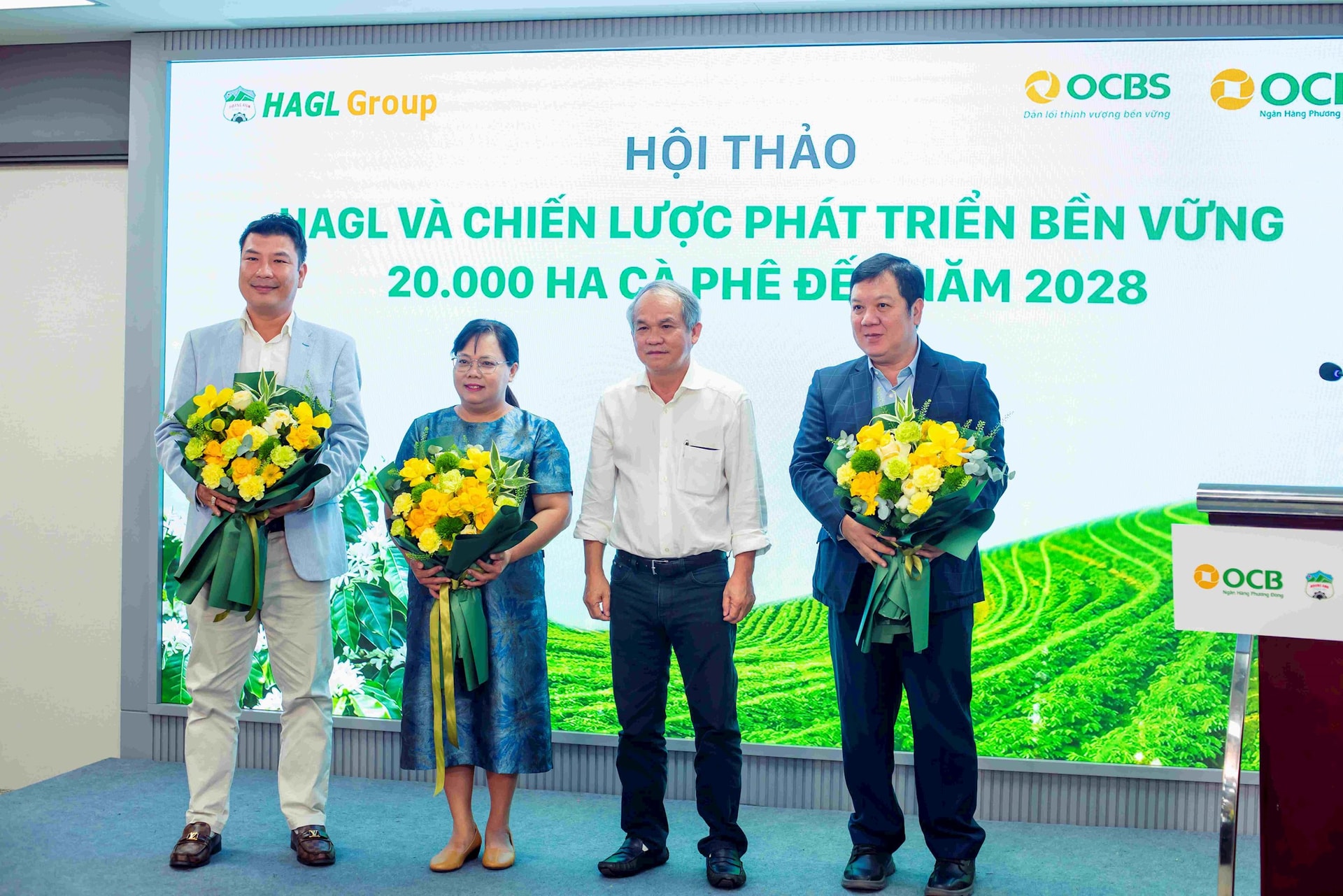 Bầu Đức tuyên bố xây vùng cà phê 20.000 ha lớn nhất thế giới: Đem về gần 19.000 tỷ/năm, cam kết nợ vay dưới 50% - Ảnh 5