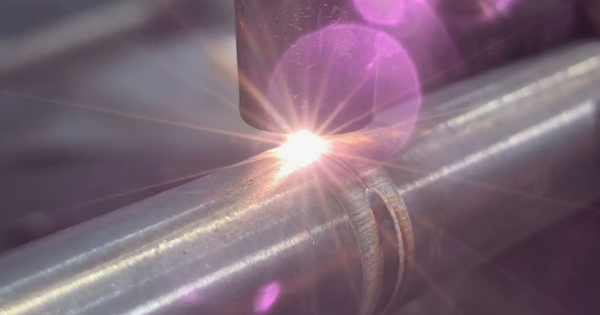 Đột phá đáng kinh ngạc của Nga: Phát minh loại thép mới 'sống sót' trong kim loại lỏng, chịu nhiệt lên đến 600 độ C, mở ra tương lai mới cho ngành năng lượng - Ảnh 1