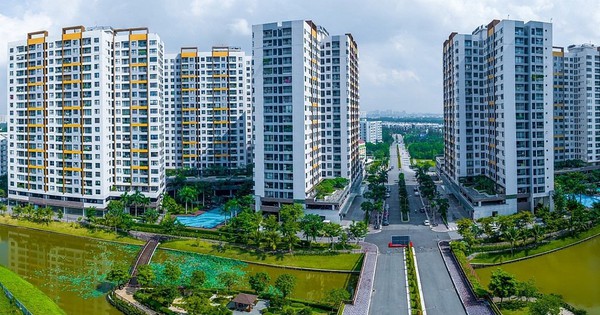 Mặt bằng giá neo cao, tồn kho bất động sản "phình to"