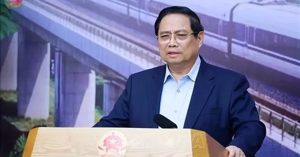 Thủ tướng yêu cầu triển khai các dự án đường sắt theo hướng '5 hóa'