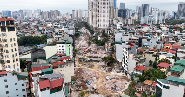 Hà Nội 'thần tốc' phá dỡ loạt công trình để làm đường Vành đai 2,5