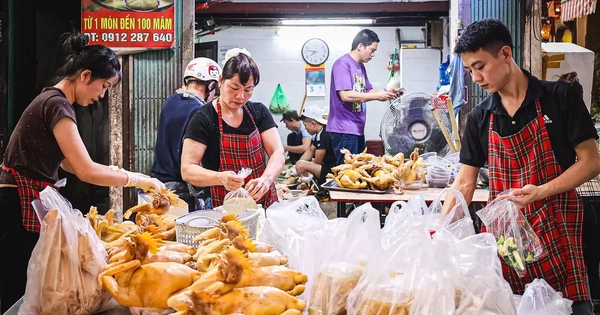 Hà Nội: Thưa vắng khách chợ đồ lễ cúng Rằm tháng Giêng