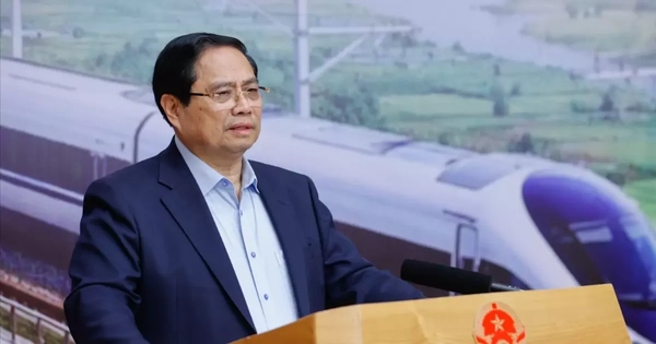 Thủ tướng: Triển khai tuyến đường sắt kết nối TPHCM với Long Thành theo 'lệnh khẩn cấp'