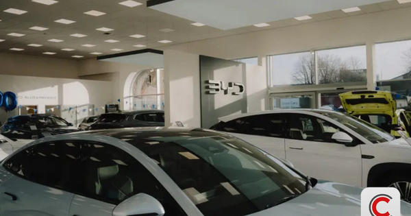 Loạt 'ông lớn' sản xuất ô tô sắp lỗi thời vì chỉ có thể làm xe xăng, 3 triệu lao động đứng trước nguy cơ thất nghiệp