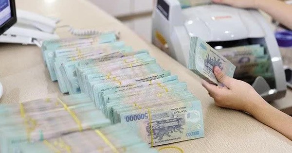 Lãi suất lập mặt bằng mới, tiền nhàn rỗi có dịch chuyển?