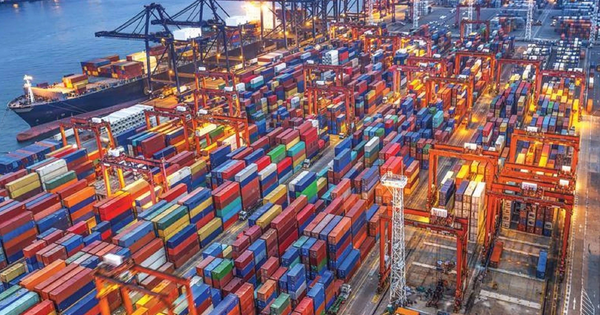 Doanh nghiệp xuất khẩu căng mình ứng phó rủi ro từ chiến sự Trung Đông