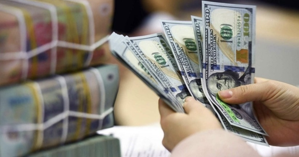 Cập nhật thị trường tiền tệ: Lãi suất liên ngân hàng giảm rất mạnh, tỷ giá USD tiếp tục tăng, NHNN hút thanh khoản VND