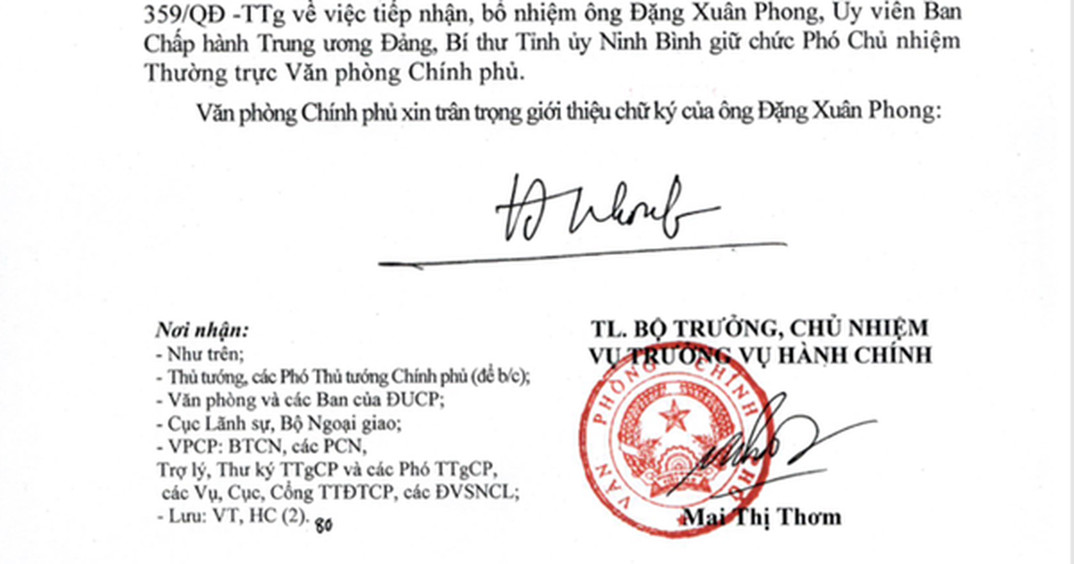 Giới thiệu chữ ký của đồng chí Đặng Xuân Phong, Phó Chủ nhiệm Thường trực Văn phòng Chính phủ