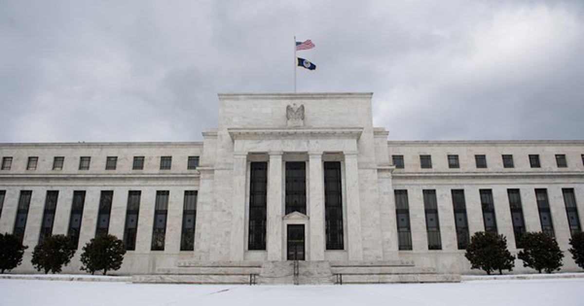 Báo cáo việc làm yếu khiến Fed khó cắt giảm lãi suất sau cú sốc giá dầu