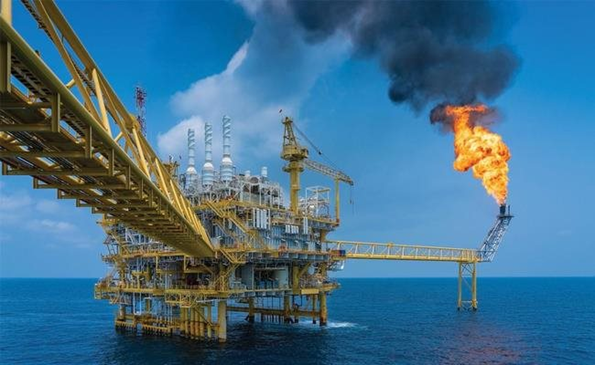 Một "đại gia" dầu khí báo doanh thu 2 tháng đầu năm tăng hơn 30%