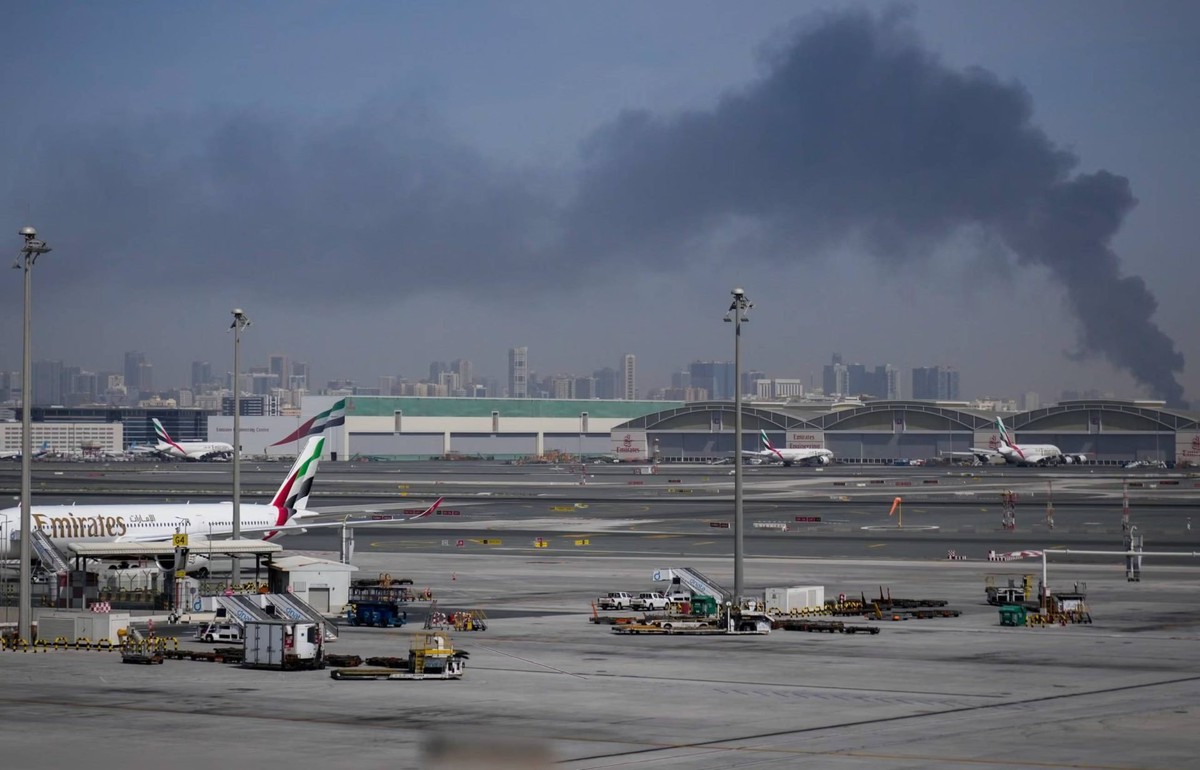 Xung đột Trung Đông: Vietnam Airlines mất thêm 2.000 USD/chuyến bay, ACV nguy cơ hụt thu 10,9 triệu USD/tháng