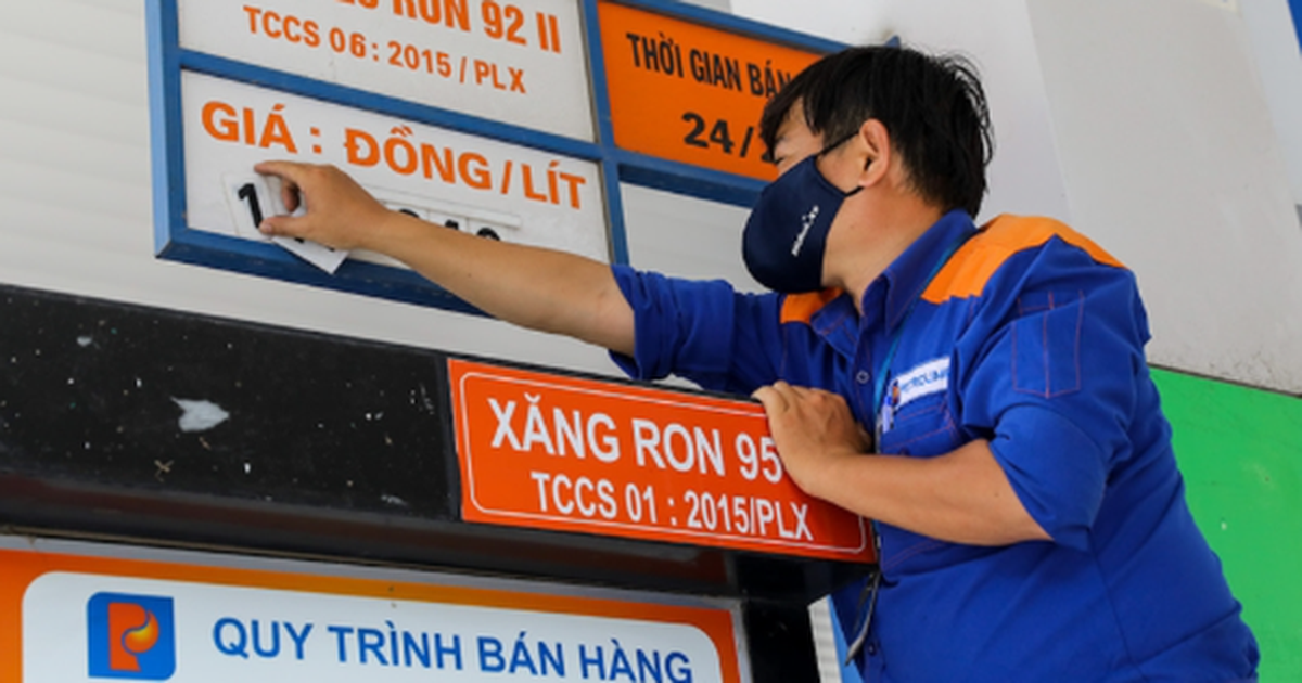 Việt Nam đẩy nhanh triển khai một loại xăng có thể ứng phó với biến động giá dầu thế giới, đưa vào sử dụng càng sớm càng tốt