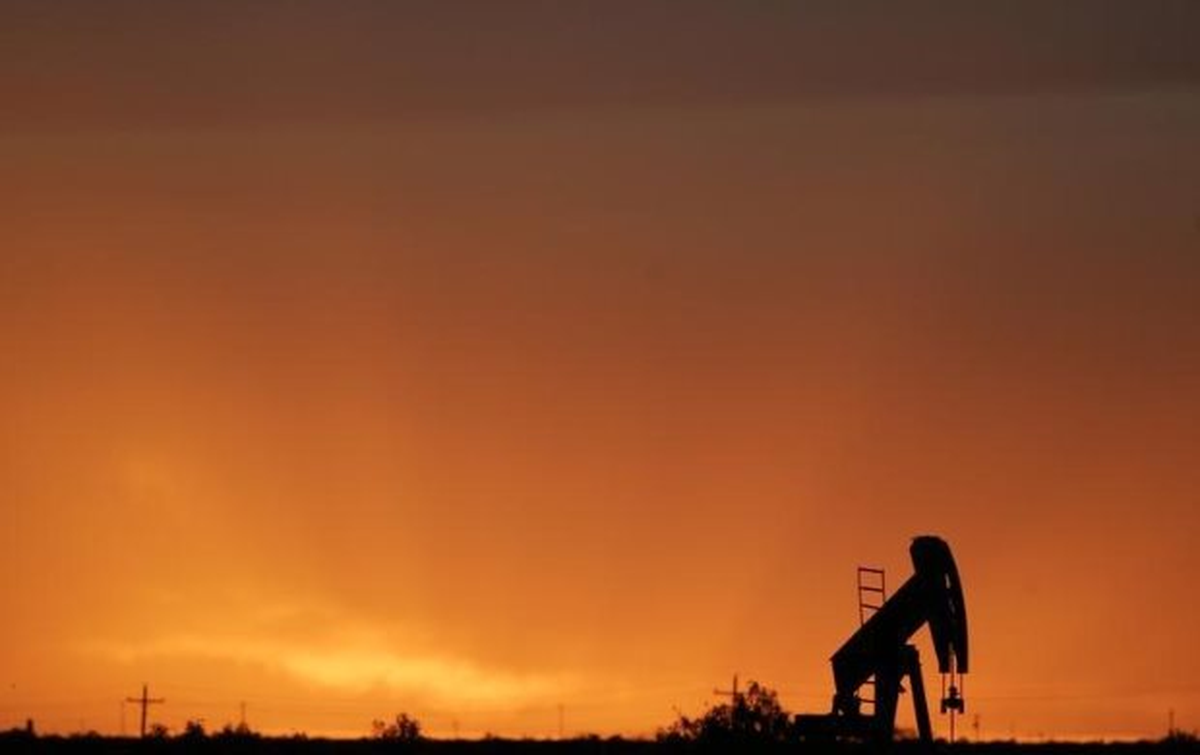 G7 vừa có động thái khẩn bảo vệ nguồn cung, giá dầu thô lập tức giảm 15 USD trong chưa đầy 2 giờ