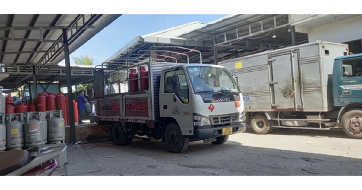 Găm hàng gas, xăng dầu, chủ cửa hàng bị xử lý ra sao?