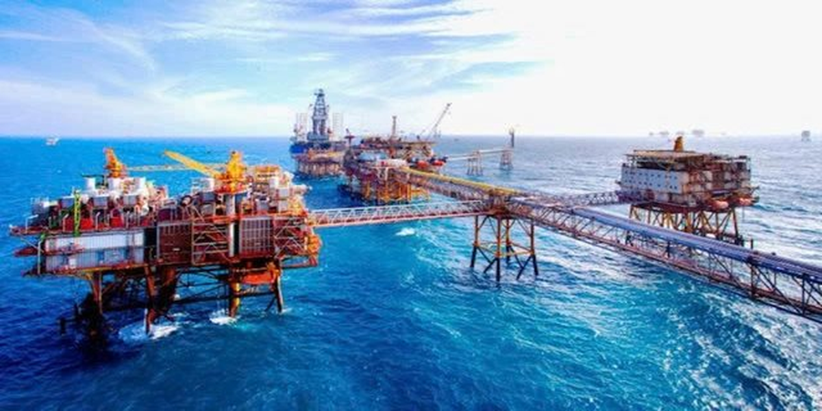 Thủ tướng lập tức điện đàm với nhà cung cấp dầu thô lớn nhất cho Việt Nam