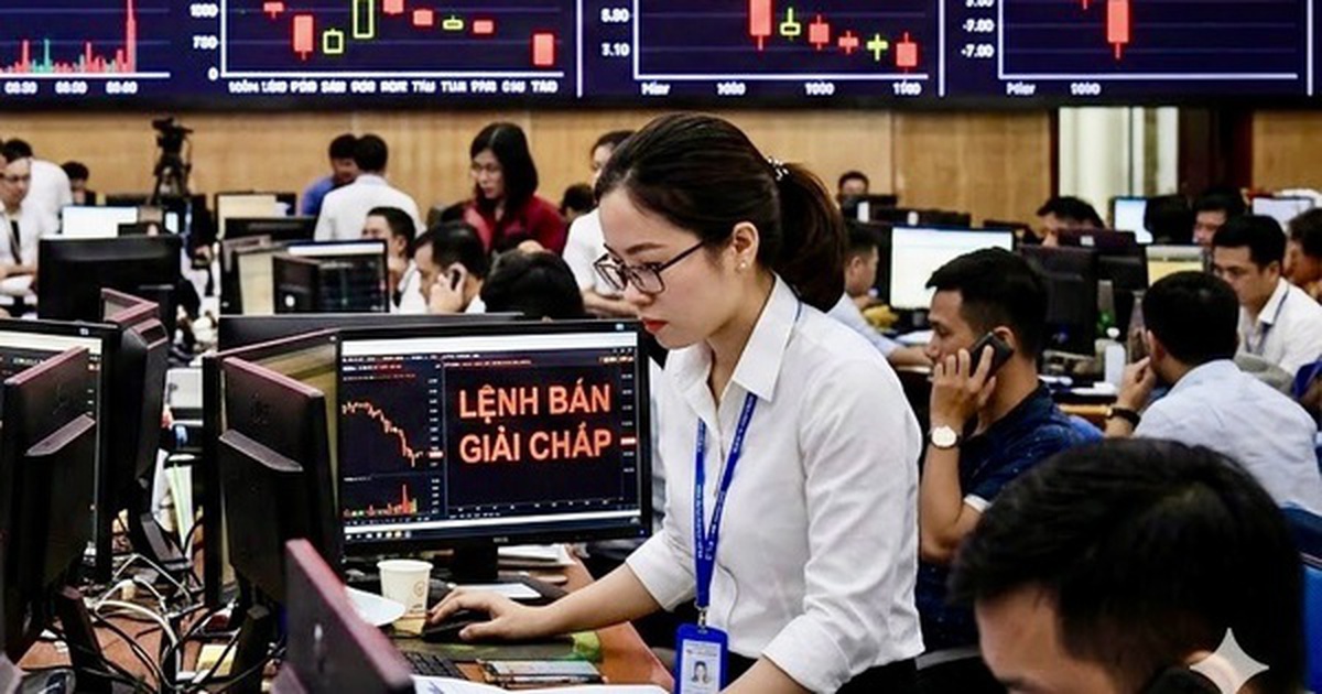 Lãnh đạo nhiều doanh nghiệp bị bán giải chấp cổ phiếu