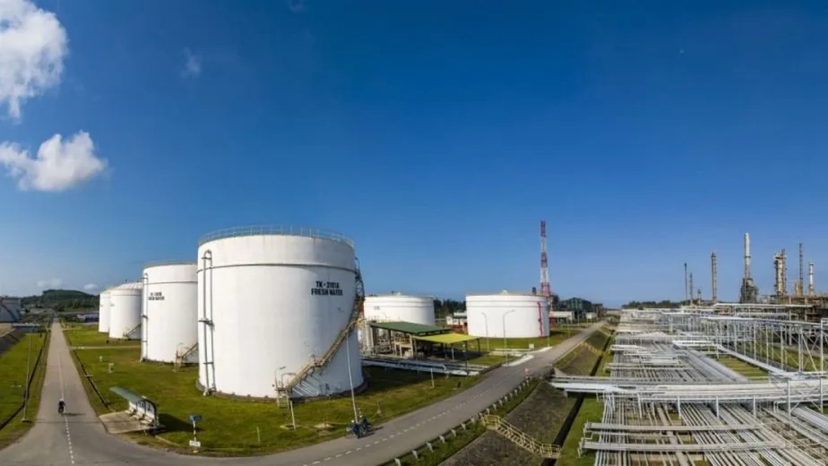 Doanh nghiệp sẵn sàng kế hoạch nhập khẩu xăng dầu tháng 4