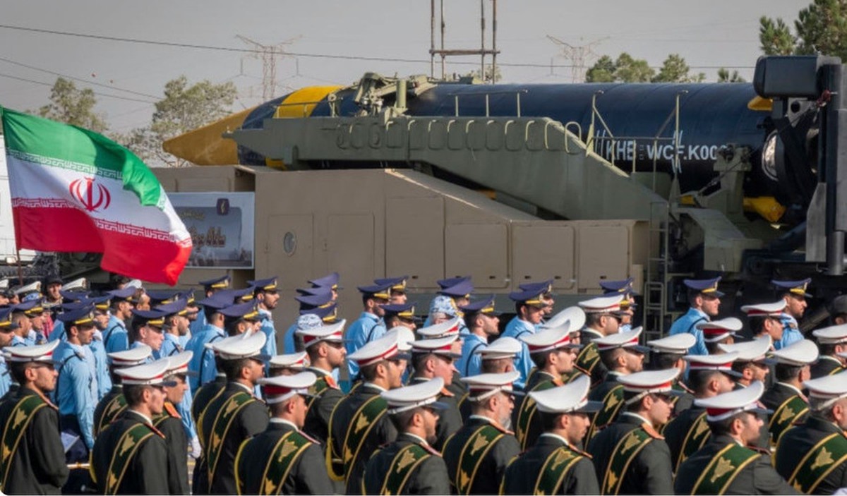 Iran cho thế giới thấy giới hạn sức mạnh của Mỹ