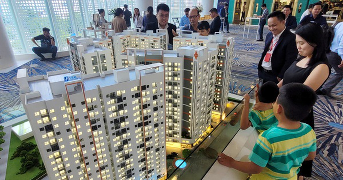 Thị trường bất động sản cần những cú hích