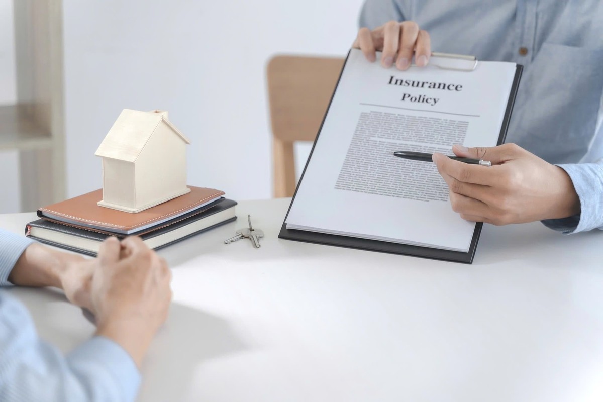 Vì sao nhiều gia đình trên thế giới dành hơn 20% tài sản cho bảo hiểm và hưu trí?