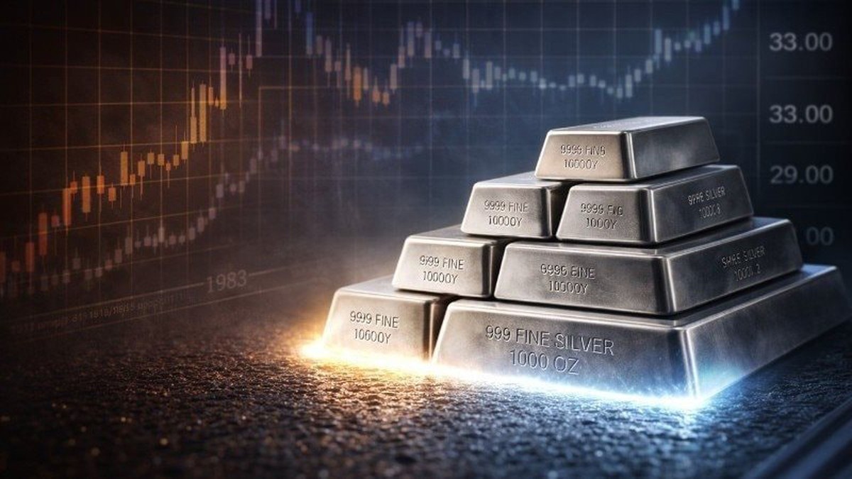 Giá bạc tụt dốc, quỹ bạc lớn nhất thế giới "xả" gần 900 tấn từ đầu tháng
