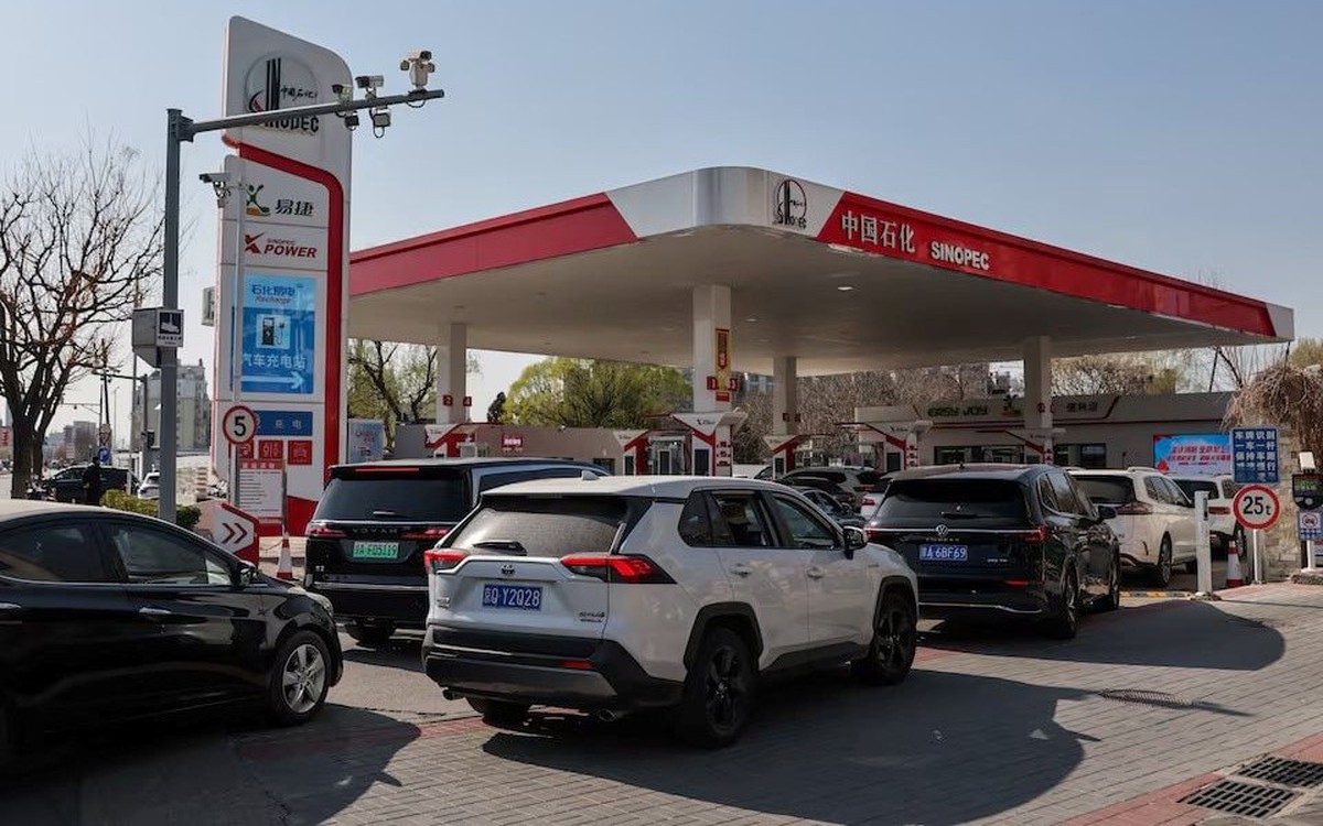 Mỹ cho phép giao dịch 140 triệu thùng dầu Iran nhưng một ông lớn lọc dầu lập tức từ chối: Giao dịch quá phức tạp