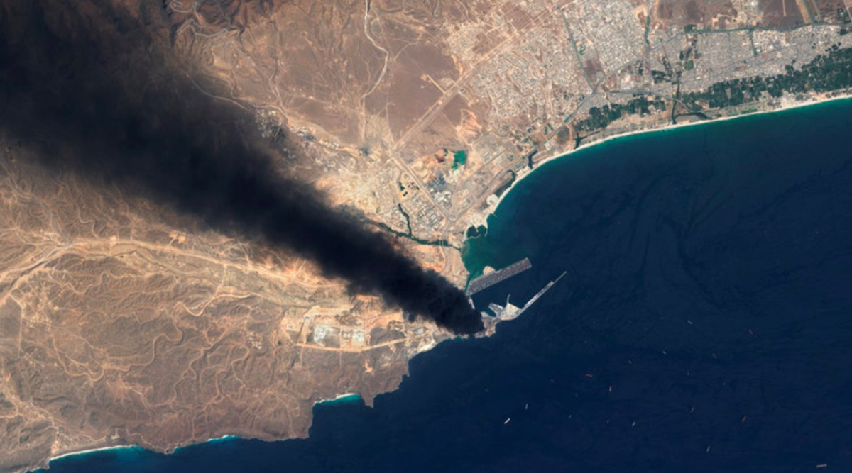 Giữa căng thẳng leo thang, Iran thu phí tàu đi qua Eo biển Hormuz với giá gần 53 tỷ đồng/chuyến