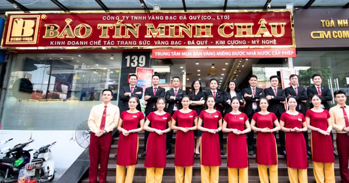 Trước khi bị công an kiểm tra tại loạt cửa hàng, Bảo Tín Minh Châu từng gây sốc về điều kiện tuyển dụng