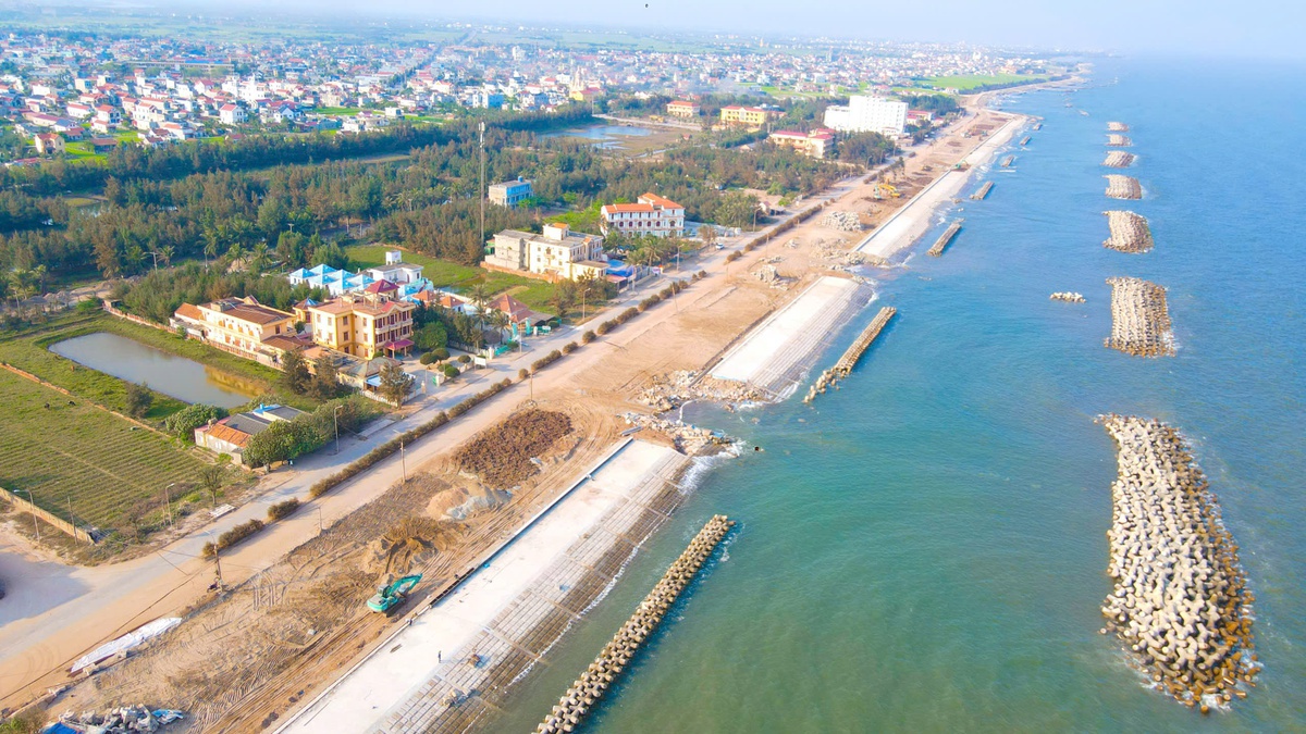 Cận cảnh hai bãi biển đang 'lột xác' thành thiên đường du lịch tại Ninh Bình