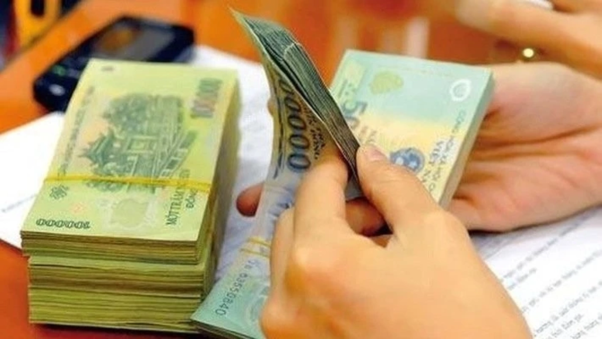 Thu nhập 28 triệu đồng/tháng có phải đóng thuế không?