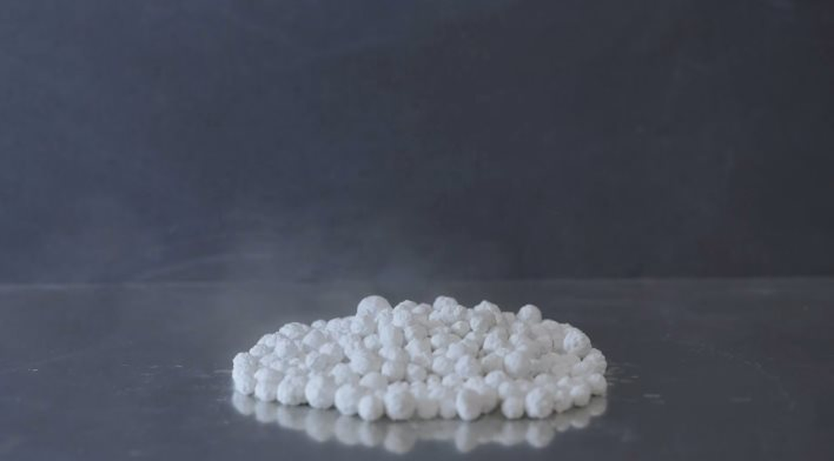 Startup 10 người thách thức pin Lithium, kỹ thuật 2.000 năm tuổi bất ngờ gây chú ý trở lại trong bối cảnh khủng hoảng năng lượng