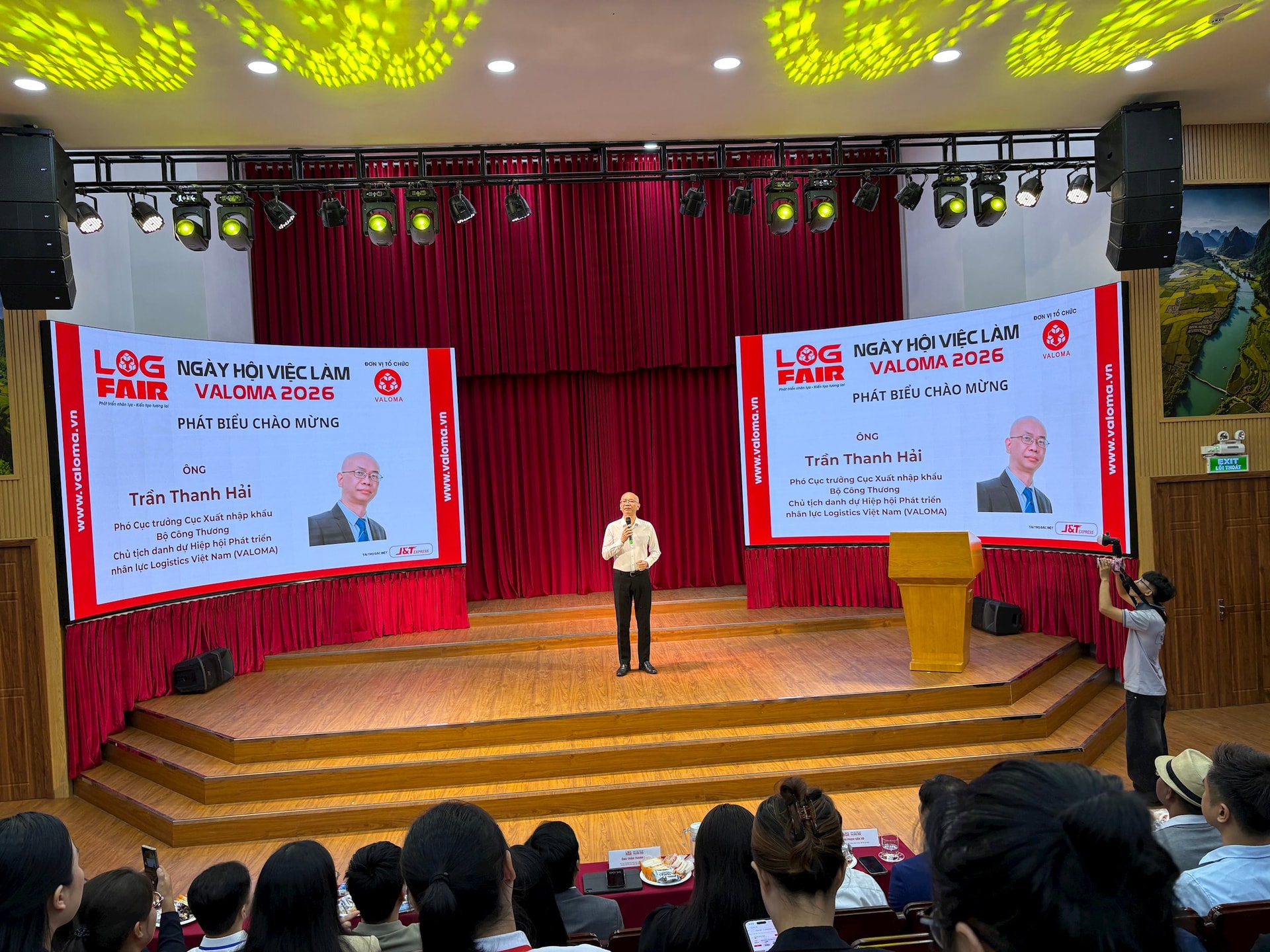 J&T Express kết nối tương lai logistics: Từ nguồn nhân lực đến nền tảng số tại VALOMA LOGFAIR 2026 - Ảnh 1